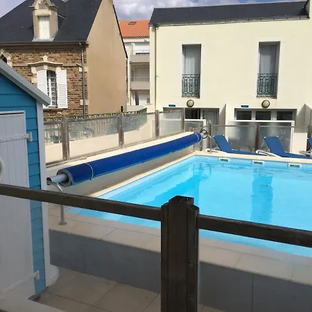T2 Avec Piscine, Parking, Proche Et Commerces - Fr-1-197-536 Apartment *