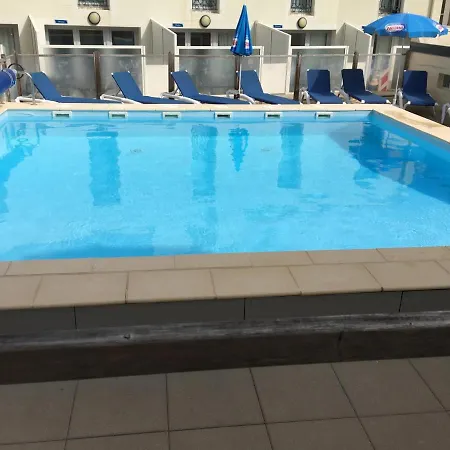T2 Avec Piscine, Parking, Proche Et Commerces - Fr-1-197-536 Apartment Les Sables-d'Olonne
