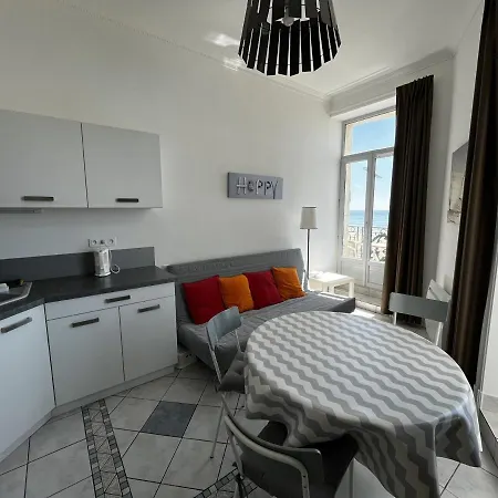 T2 Avec Piscine, Parking, Proche Et Commerces - Fr-1-197-536 * Les Sables-d'Olonne